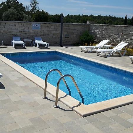 Apartments & Rooms Villa Adamovic ウマグ エクステリア 写真