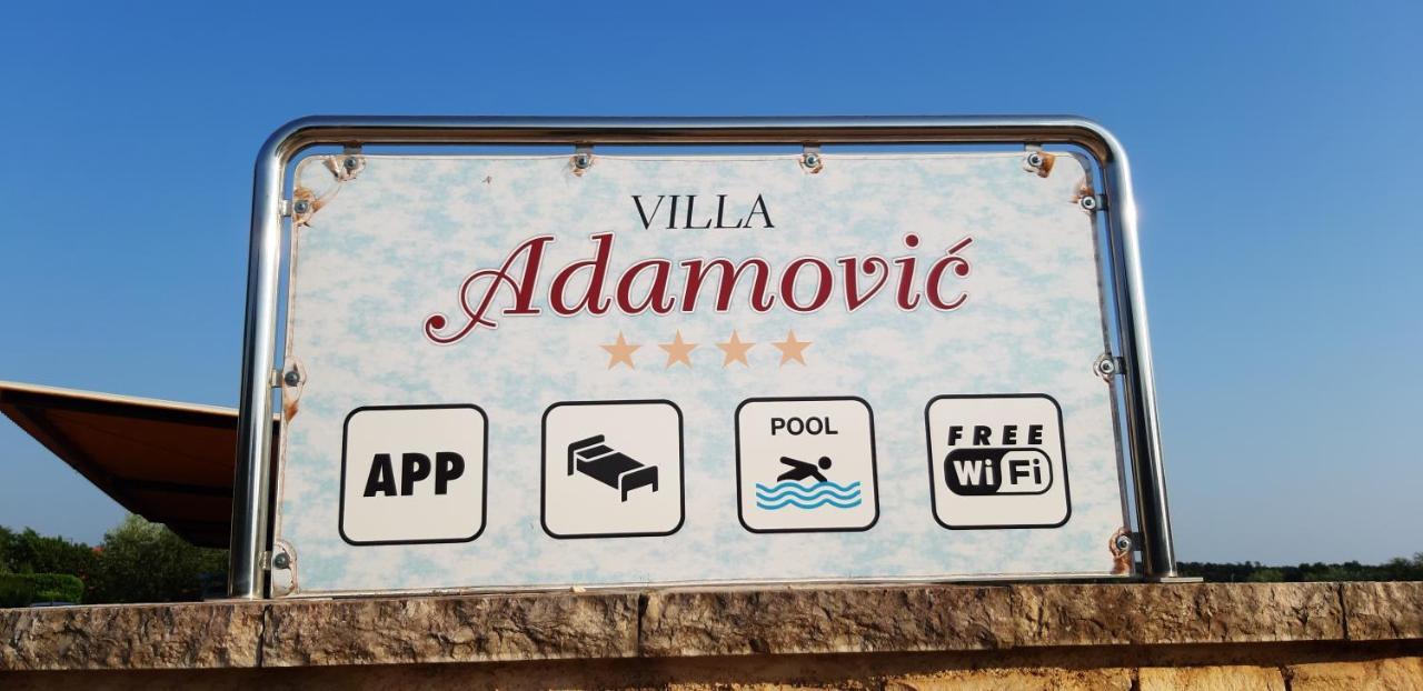 Apartments & Rooms Villa Adamovic ウマグ エクステリア 写真